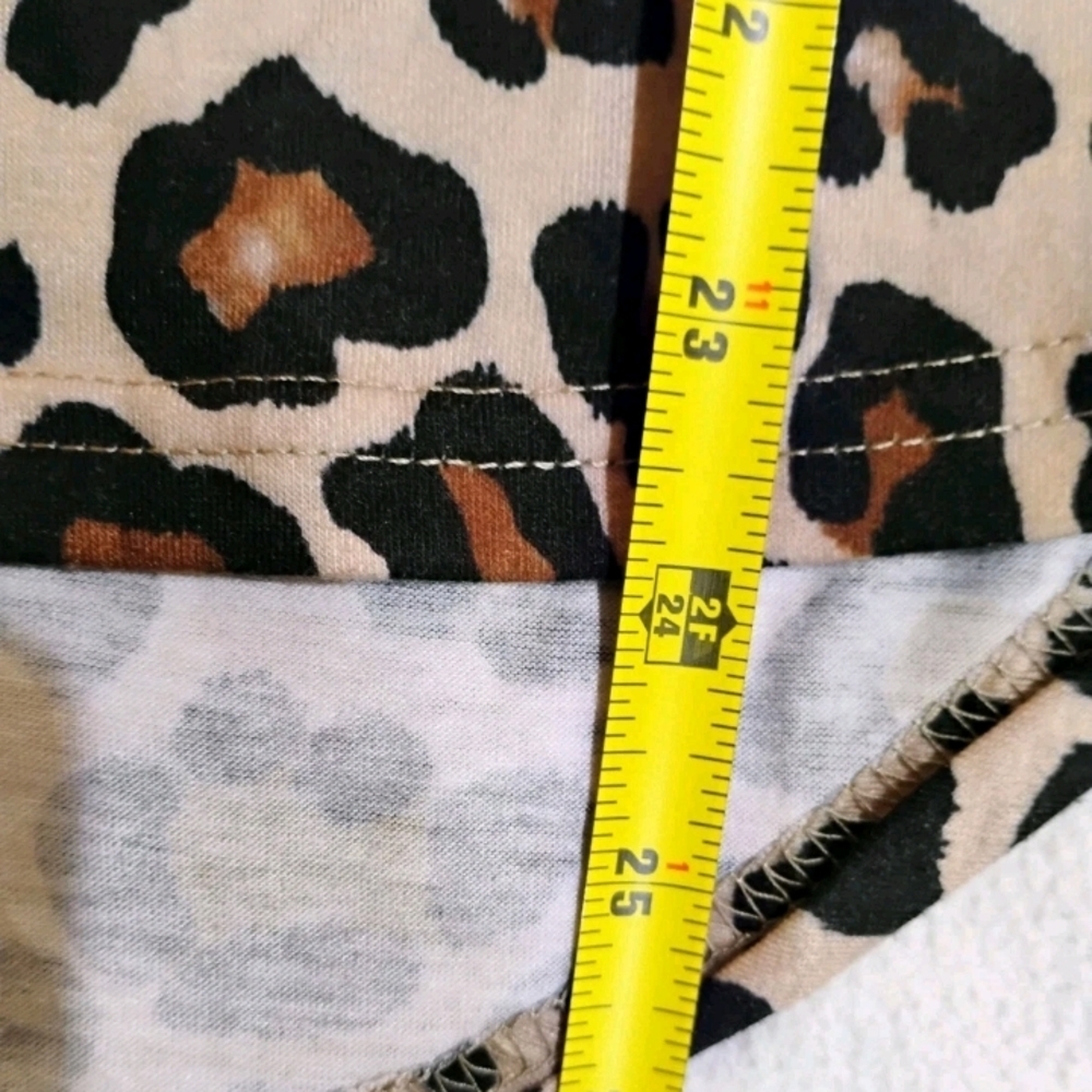 Stylish Leopard Print Women's Tank Top - Picture 6 of 6